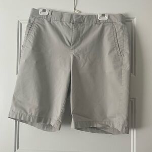 Women’s Dockers khaki Flat Front Shorts Casual Style